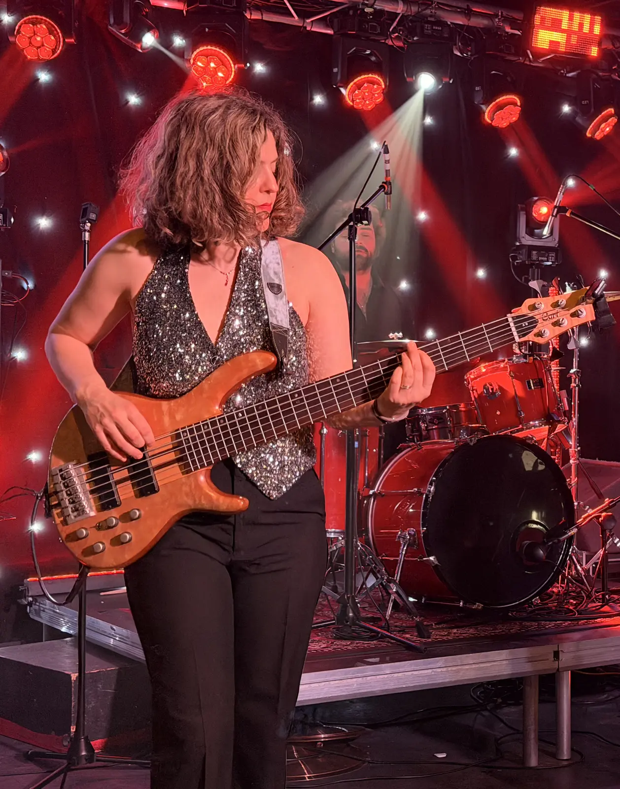 Truly Red live